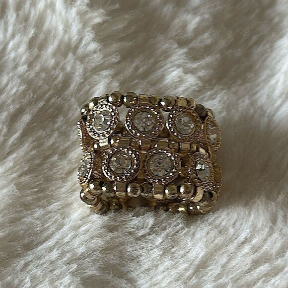 Vintage Crystal Cocktail Ring! - Picture 1 of 7